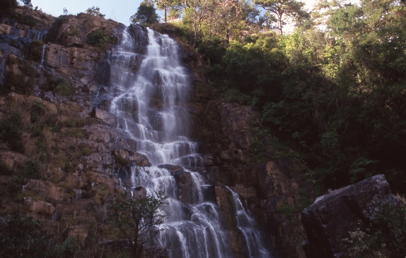 Tyrshi Falls