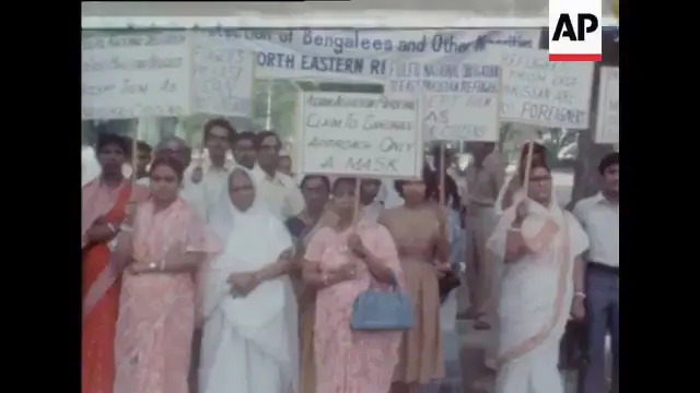 Indira Gandhi Meets Opposition Leaders In Delhi To Discuss Assam Problems