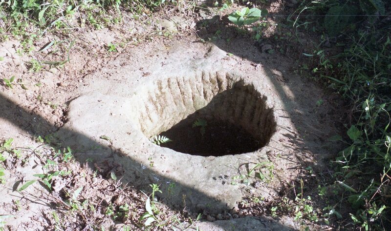 Hole