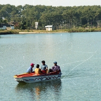 http://192.168.29.90/photos/Open/Ahmed%20Hossain%20Collections/D003/P001/W001/D003P001W001S029.jpg