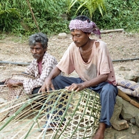 http://192.168.29.90/photos/Open/Ahmed%20Hossain%20Collections/D003/P001/W003/D003P001W003S017.jpg