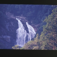 http://192.168.29.90/photos/Open/Ahmed%20Hossain%20Collections/D015/P001/W001/D015P001W001S033.jpg