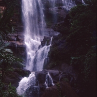 http://192.168.29.90/photos/Open/Ahmed%20Hossain%20Collections/D004/P001/W009/D004P001W009S021.jpg