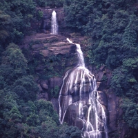 http://192.168.29.90/photos/Open/Ahmed%20Hossain%20Collections/D004/P001/W009/D004P001W009S004.jpg